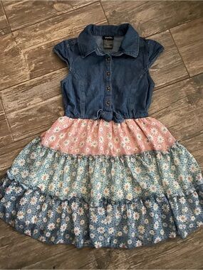 Zunie Denim Bodice Tiered Daisy Dress - Pink & Blue